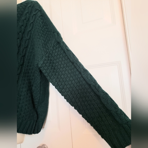 Mudd Dark Green Cable Knit Sweater in size XXL - Picture 2 of 4